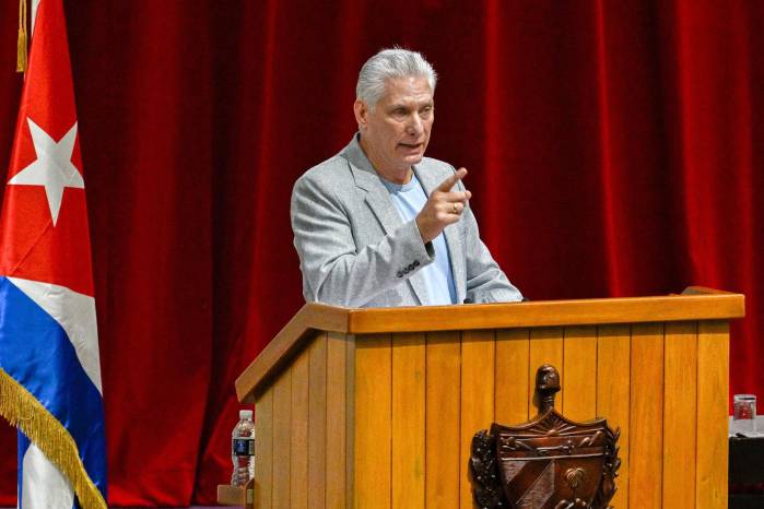 Miguel Díaz-Canel anunció un amplio programa de reformas para reactivar la economía cubana a partir de 2026.