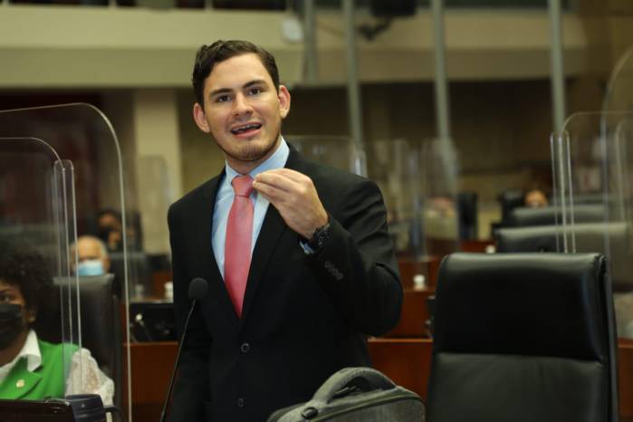 Juan Diego Vásquez, líder la coalición Vamos.