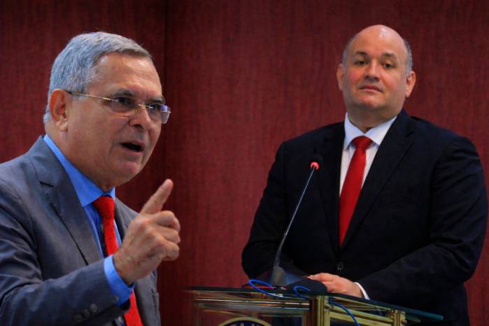 La Asamblea Nacional debate entre experiencia y relevo en la elección del magistrado del Tribunal Electoral.