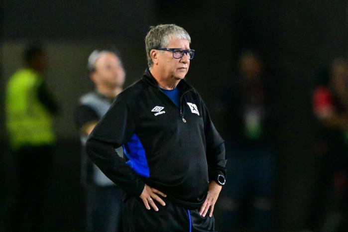 Bolillo Gómez defendió su gesto con Alberto Quintero ante las críticas.