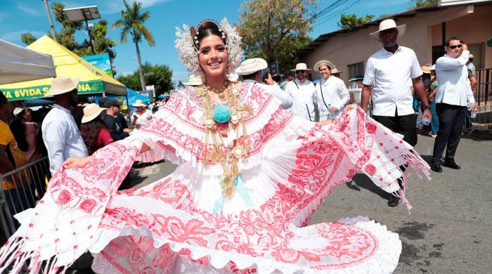En los últimos años, en Panamá ha surgido una pasión folklórica y un amor por la indumentarias.