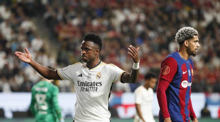 Vinicius y el Real Madrid destrozan a un Barça de cristal