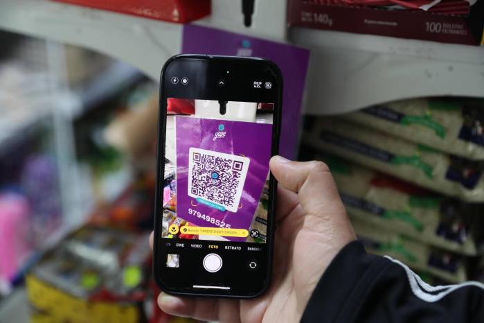 Latinoamérica se encuentra ante el reto de expandir la inclusión financiera tras el éxito logrado por las billeteras digitales, que han conseguido incorporar al sistema financiero a millones de personas en el continente, pero cuya progresión puede acelerarse con más infraestructura, conectividad a internet y educación financiera.