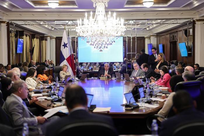 Gobierno incrementará subsidio al metro, gas y electricidad por la crisis