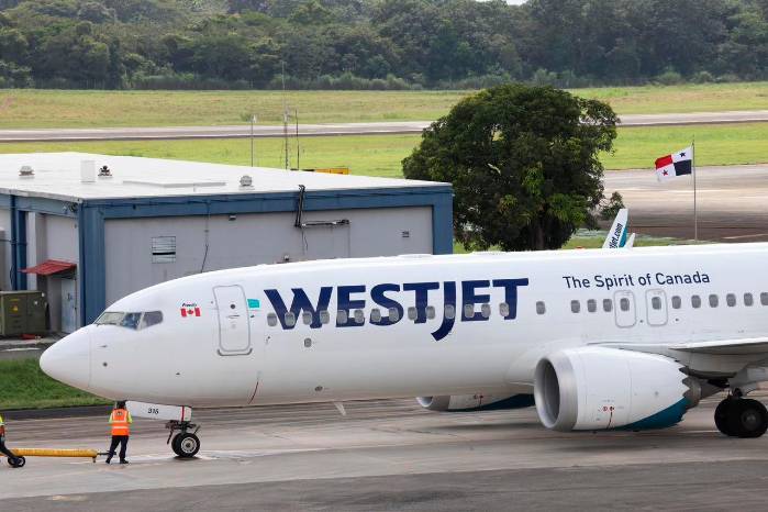 WestJet, con sede en Calgary, Alberta, es una de las principales aerolíneas de Canadá. Transporta más de 25 millones de pasajeros al año.