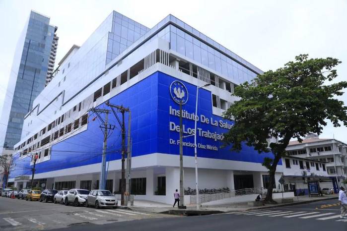 El Instituto de la Salud de los Trabajadores “Dr. Francisco Díaz Mérida”, ubicado en Calidonia, en el espacio donde quedaba el edificio de apartamentos Renta 5.