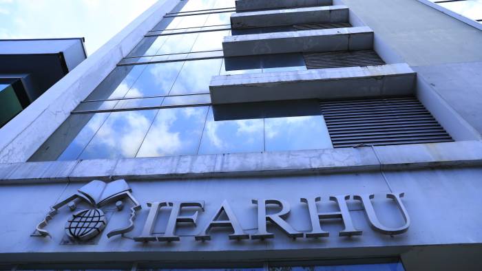 El Ifarhu es la entidad encargada de ofrecer becas y auxilios económicos a personas que deseen cursar estudios en el extranjero o el país.