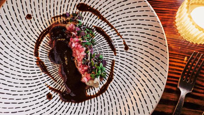Lengua sous vide