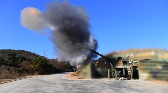 El ejército surcoreano respondió ayer viernes con maniobras con fuego real a los ensayos de artillería realizados poco antes por Corea del Norte