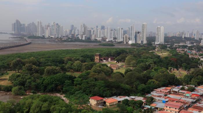 Los nuevos retos que enfrenta la ciudad, como las medidas para adaptación de los edificios al cambio climático, la micromovilidad y la transformación del manejo de los desechos hacia un sistema más sostenible requerirán que se generen nuevos marcos normativos locales que respondan a las realidades de ciudad de Panamá
