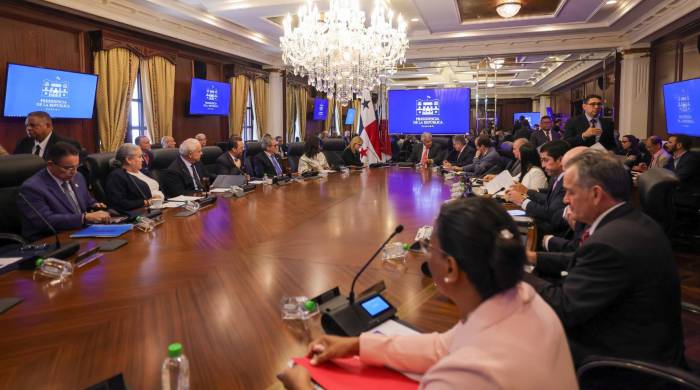 Mulino se reunió con su consejo de Gabinete tres días después de su toma de posesión como presidente.