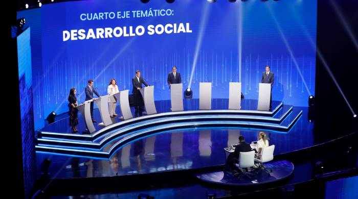 Seis de ocho candidatos presidenciales participaron en el último debate presidencial.