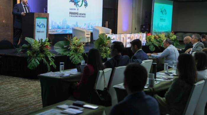 Panamá: Desafíos y soluciones inevitables, fue el tema central del conversatorio del CADE con los aspirantes presidenciales.