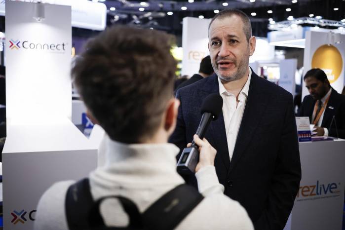 La plataforma, presente en Fitur con un stand propio, emplea también la inteligencia artificial