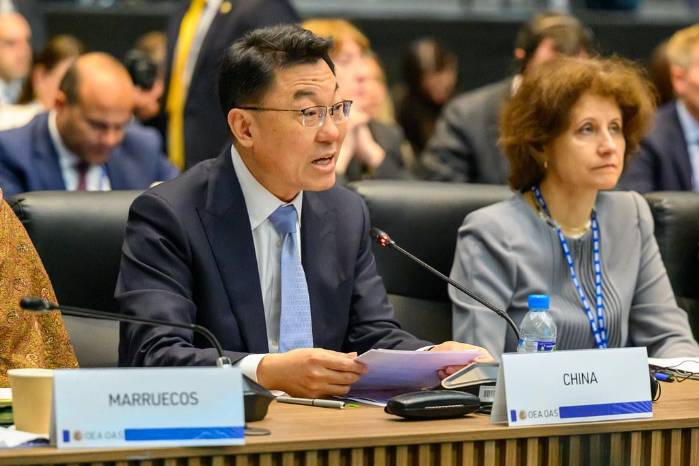 Panamá y China protagonizaron un inusual cruce diplomático en la OEA tras cuestionamientos sobre puertos, soberanía y decisiones judiciales panameñas.