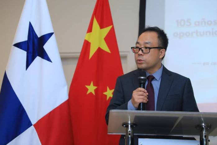 El embajador de China en Panamá, Zhang Xiangyan.