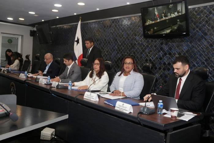 Menores de 12 y 13 años quedarían sujetos a programas de resocialización y atención psicológica.