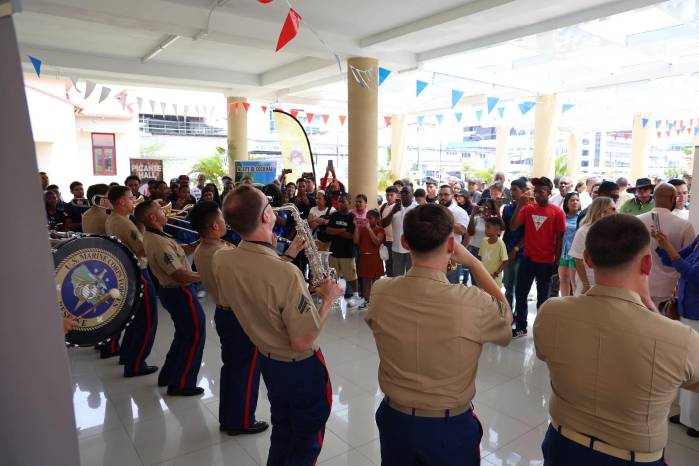 Colón acogió feria organizada por EE.UU. por sus 250 años de independencia.