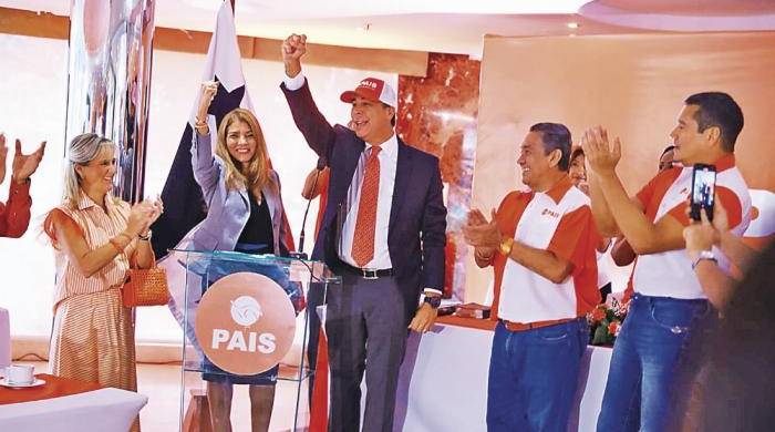 El partido PAIS postulo a Melitón Arrocha para la presidencia de la República.