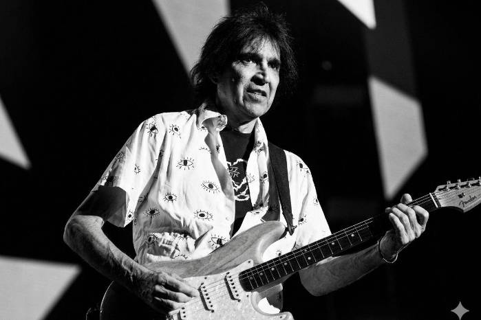 Felipe Staiti, figura clave del rock en español, y deja un legado musical que marcó generaciones en América Latina.