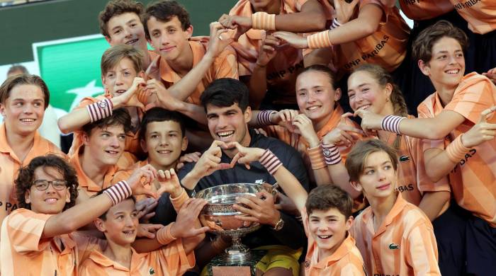 Carlos Alcaraz tras vencer este domingo en el torneo de Roland Garros.