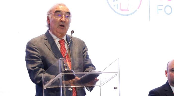 Francisco Rojas Aravena, rector de la Universidad de La Paz, Chile, expositor del Word Compliance Forum.