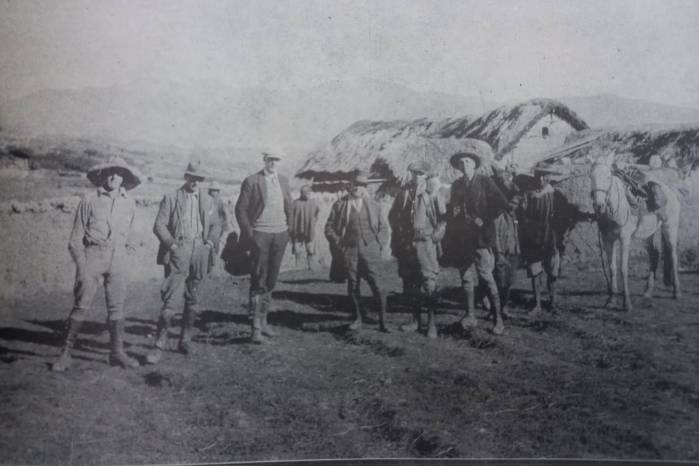 Ingenieros de la vía Huambutío-Madre de Dios, Revista Mundial 31 diciembre 1928.