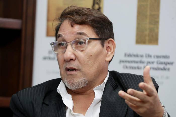 Euclides Méndez, investigador del IDEN en la Universidad de Panamá.