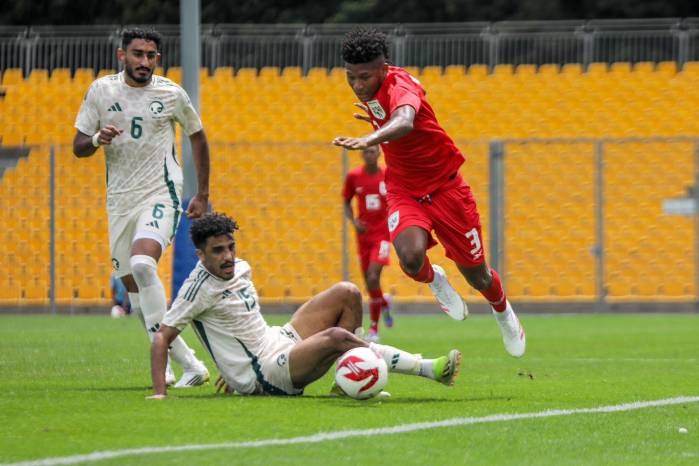 El futbolista panameño, Kevin Bernal durante el partido contra Arabia Saudita.