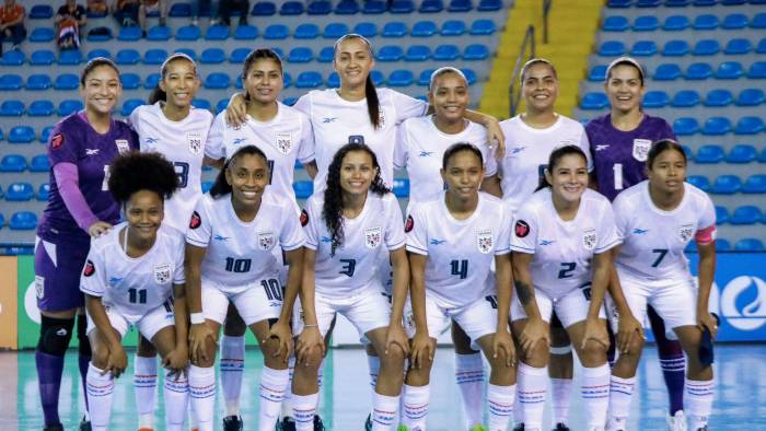 El equipo de Panamá femenino que consiguió la primera clasificación al Mundial de fútbol sala de la FIFA.
