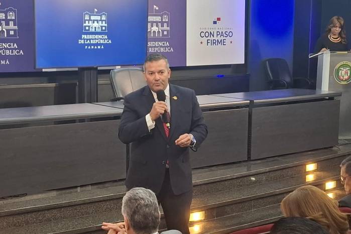 Fernández se pronunció sobre el caso de la menor asesinada y el sicariato en el país.