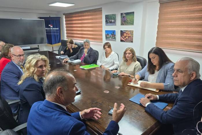 Autoridades de Panamá y Missouri intercambiaron propuestas para el desarrollo agropecuario.