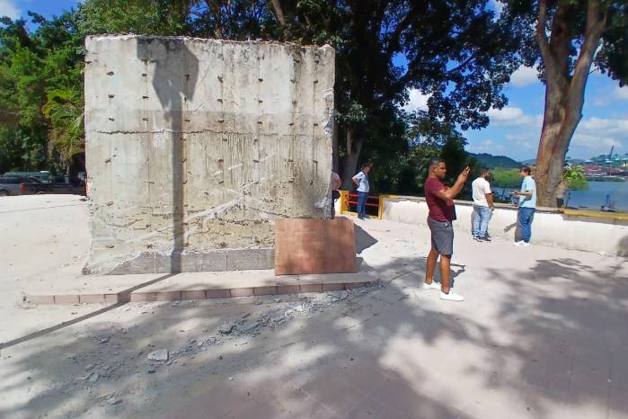 Nuestra historia no se borra ni el futuro se construye demoliendo monumentos