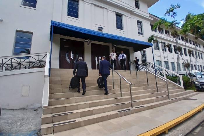 El Ministerio Público señala que Arias recibió millones de dólares a través de contribuciones a su campaña presidencial a través de sociedades que estaban a nombre de testaferros como José Porta.