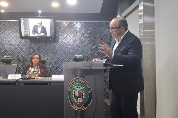 Eduardo Leblanc González, actual defensor del pueblo ante la Comisión de Gobierno, Justicia y Asuntos Constitucionales de la Asamblea Nacional.