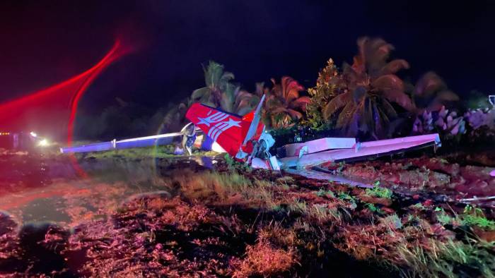 Vista del accidente áreo de la nave de Air Panamá en el aeropuerto José Ezequiel Hall, Bocas del Toro.