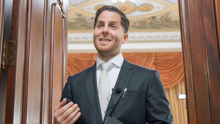 El alcalde Mizrachi presentó el proyecto de pago con “criptomonedas” como una “innovación” en la recaudación municipal