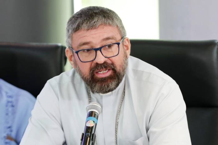 Las palabras de del obispo Manuel Ochogavía se dieron esta mañana durante la Conferencia Episcopal .