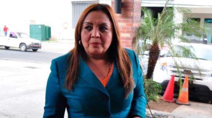 Dana Castañeda enfrenta audiencia de inhabilitación de su candidatura