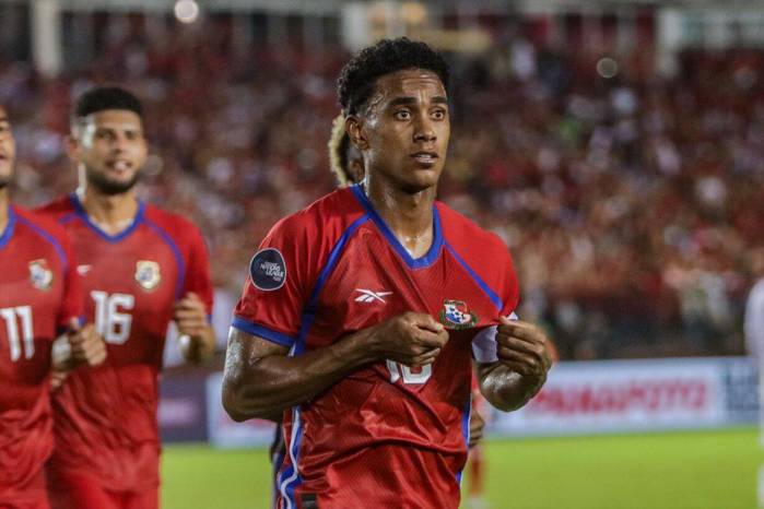 Edgar Yoel Bárcenas, entre los primeros legionarios en llegar a Panamá para las eliminatorias de septiembre.
