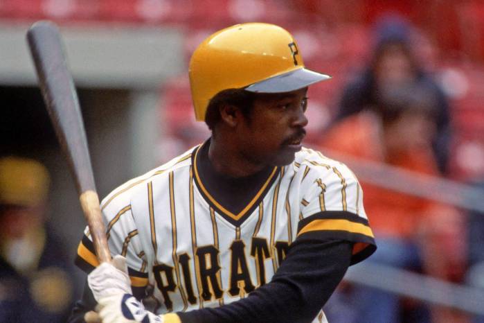 En 1983 regresó a jugar a Estados Unidos con los Expos de Montreal, equipo con el que firmó un contrato de ligas menores.