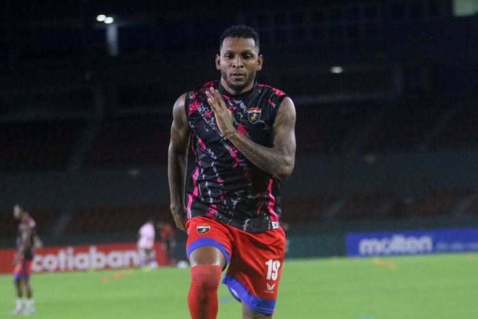 Alberto “Negrito” Quintero, figura del CD Plaza Amador