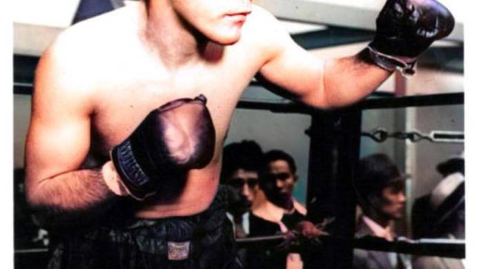 David Abad fue uno de los más grandes exponentes del boxeo panameño, peleando con más de treinta monarcas mundiales.