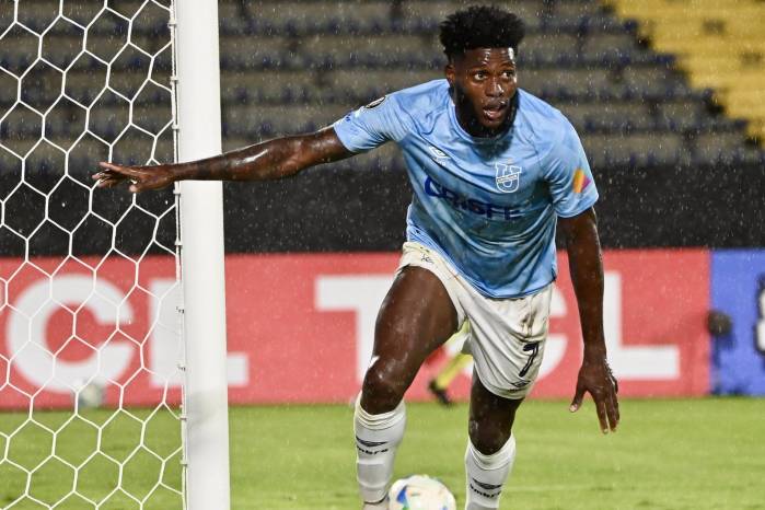 El delantero de la selección de Ecuador, José Fajardo.