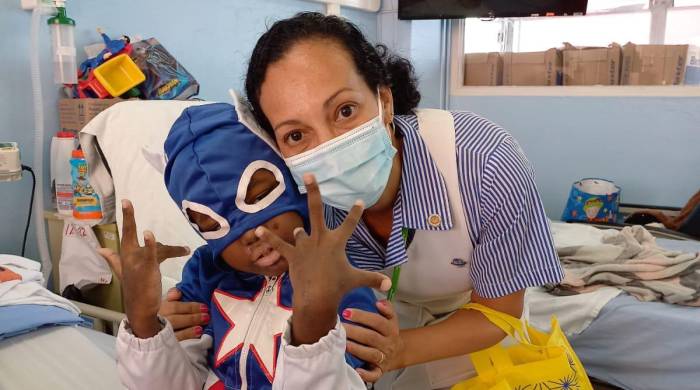 Ana Paula Calassara es parte del Cuerpo de Voluntarias del Hospital del Niño desde hace cinco años.