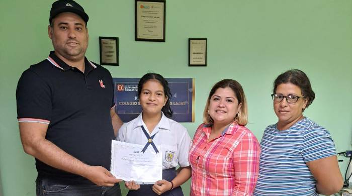 Por gestión de Raúl Rodríguez y familia Serviestiva por varios años se ofrece esa ayuda escolar en el oriente chiricano.