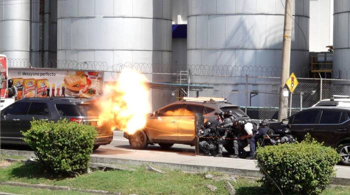 Una impactante persecución policial para detener a dos personas