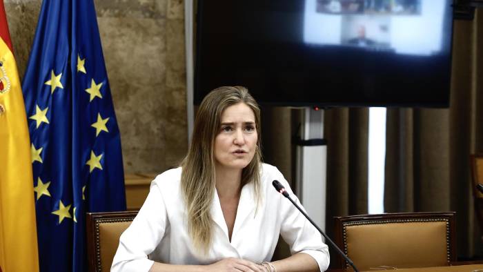 La vicepresidenta y ministra para la Transición Ecológica y el Reto Demográfico, Sara Aagesen, se reúne por videoconferencia con la ministra de Medio Ambiente y Energía de Portugal, María da Graça Carvalho, para analizar el apagón que afectó a los dos países el pasado lunes.