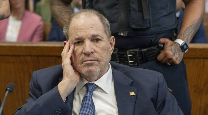 El exproductor de cine Harvey Weinstein asiste a la Corte Suprema en Nueva York.