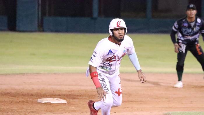 Ese primer duelo es hoy a las 7 de la noche en el estadio Remón Cantera de Aguadulce.